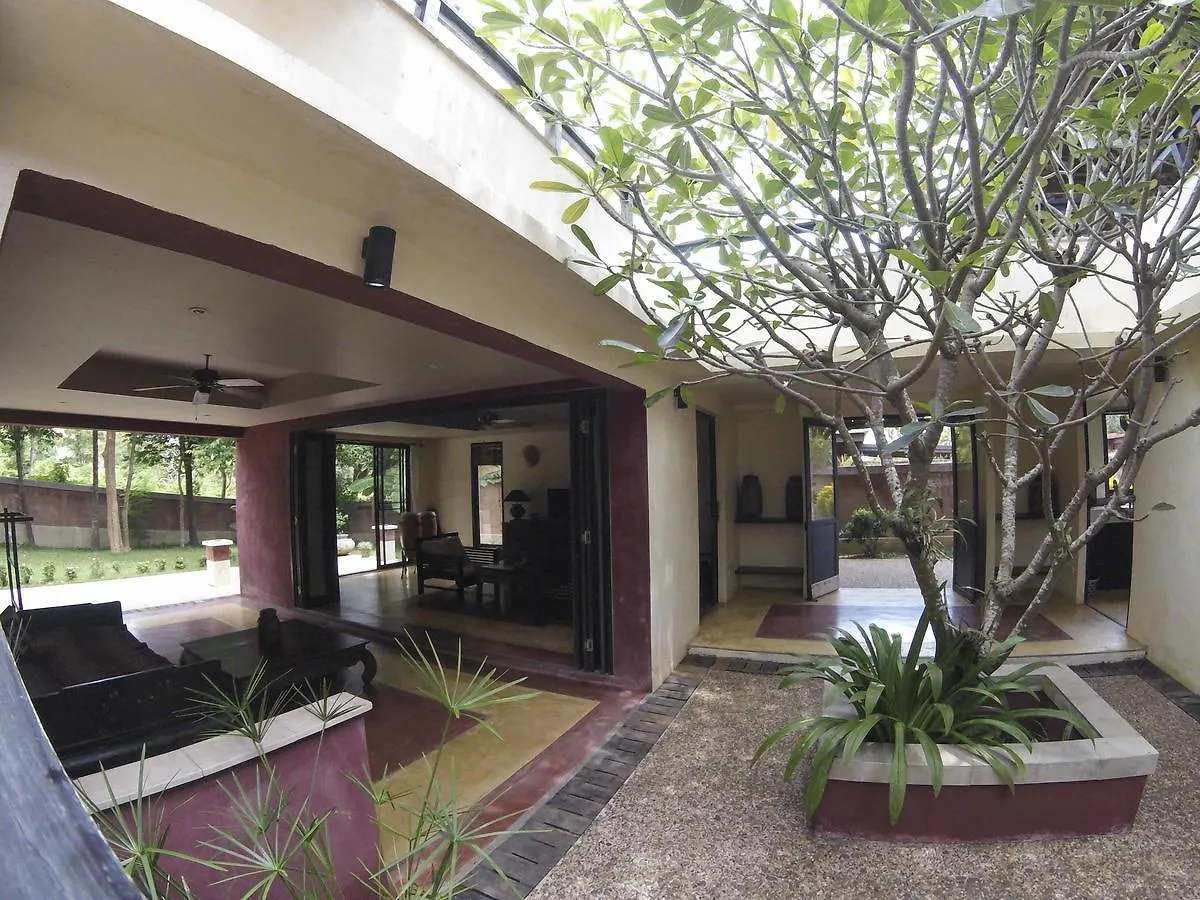 Villa Itam Ko Lanta Thailand